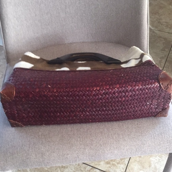 Straw Purse - Picture 3 of 5